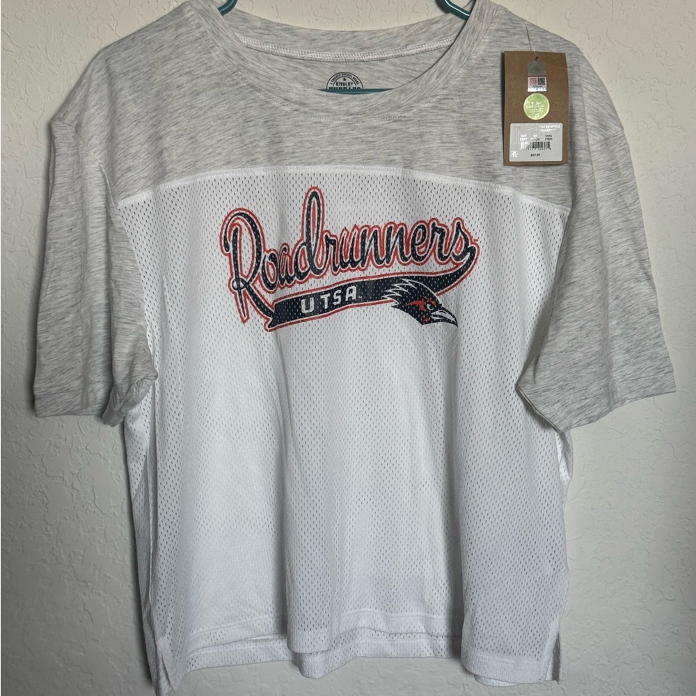 L Roadrunners UTSA White and Gray T-Shirt
